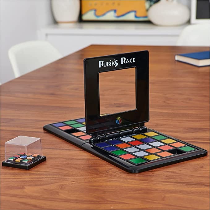 Rubik’s Race | Det sjoveste spil for unge og gamle