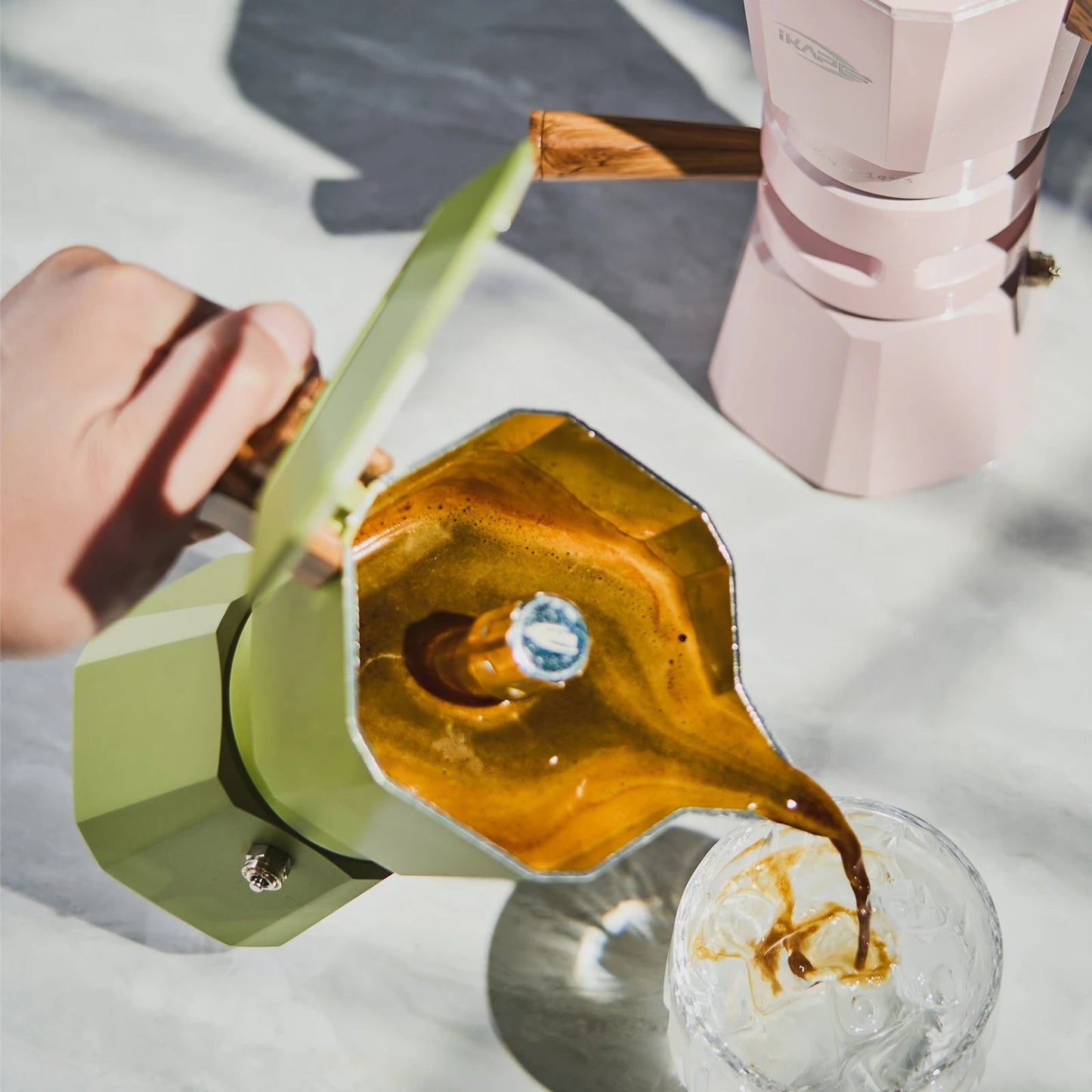 Espressokande i aluminium
