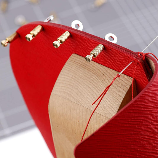 Positioneringsnåle til lædersutur