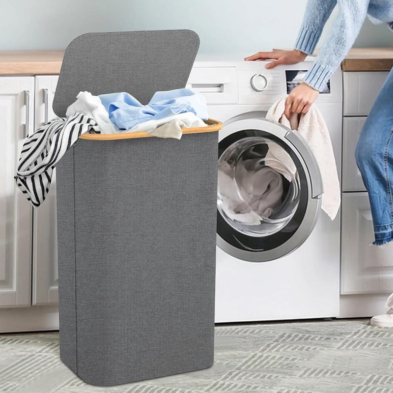 Stor vasketøjskurv med låg