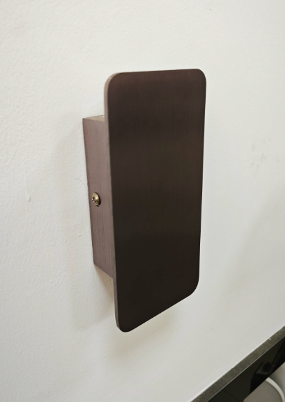 Minimalistisk LED-væglampe
