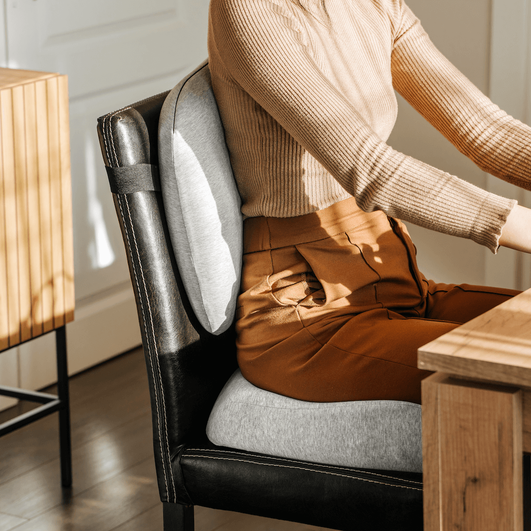 Pudesæt med ergonomisk siddepude og rygpude