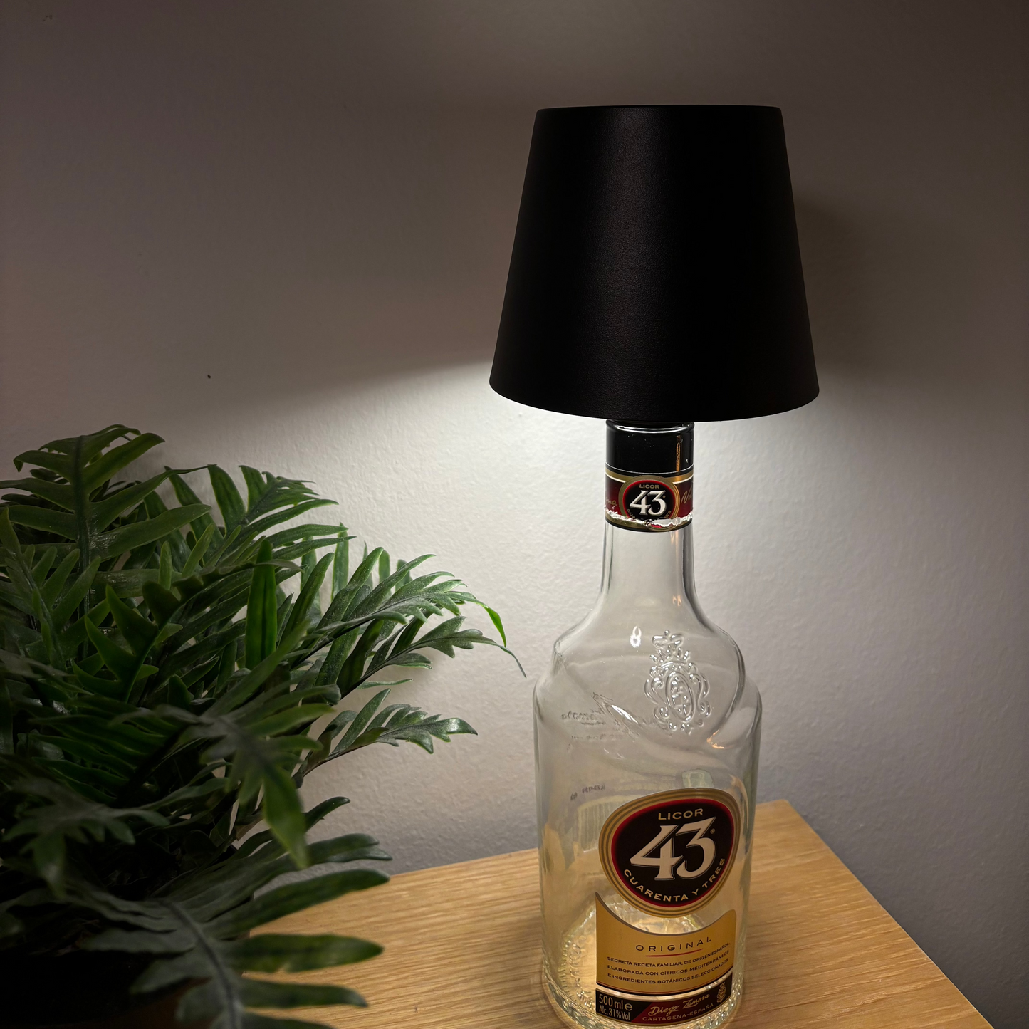 Trådløs LED-flaskelampe