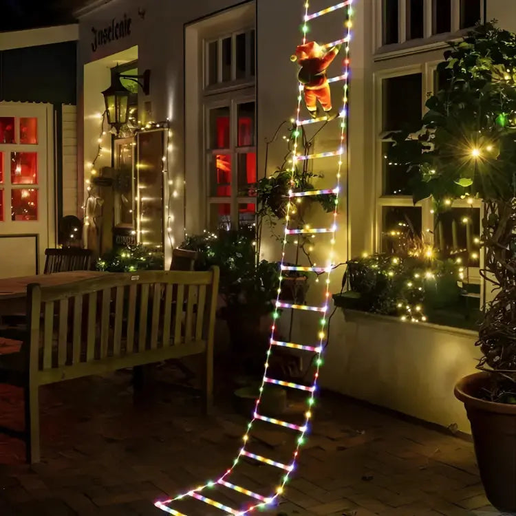 Klatrende julemand med 2,5 m LED-lysstige til inde og ude