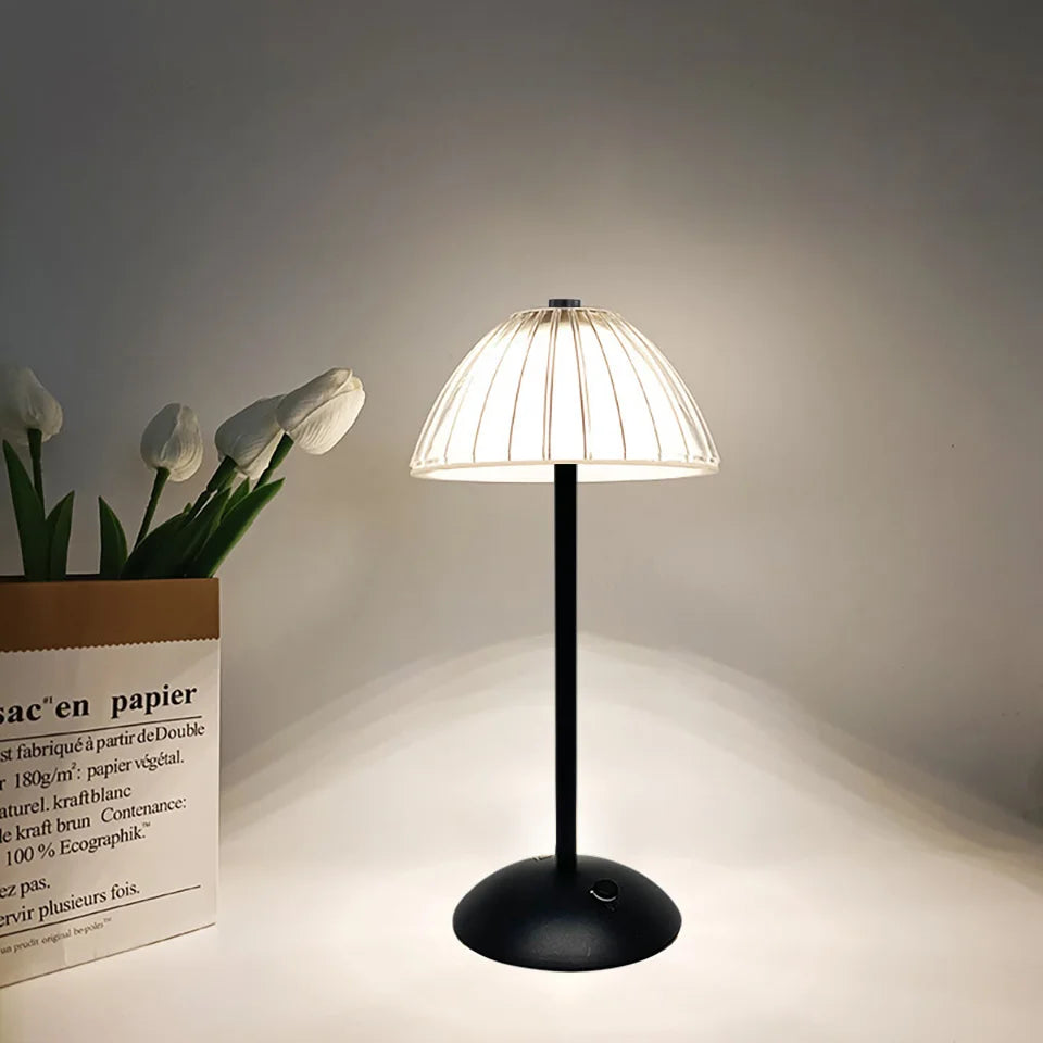 Genopladelig LED-dæmpbar bordlampe