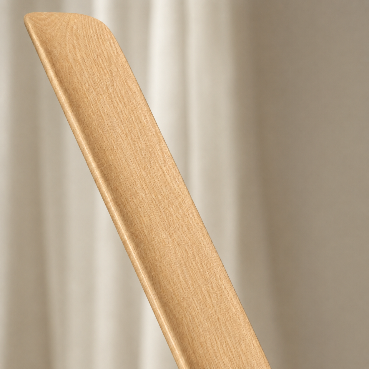 Magnetisk skohorn i massivt bøgetræ – 55 cm
