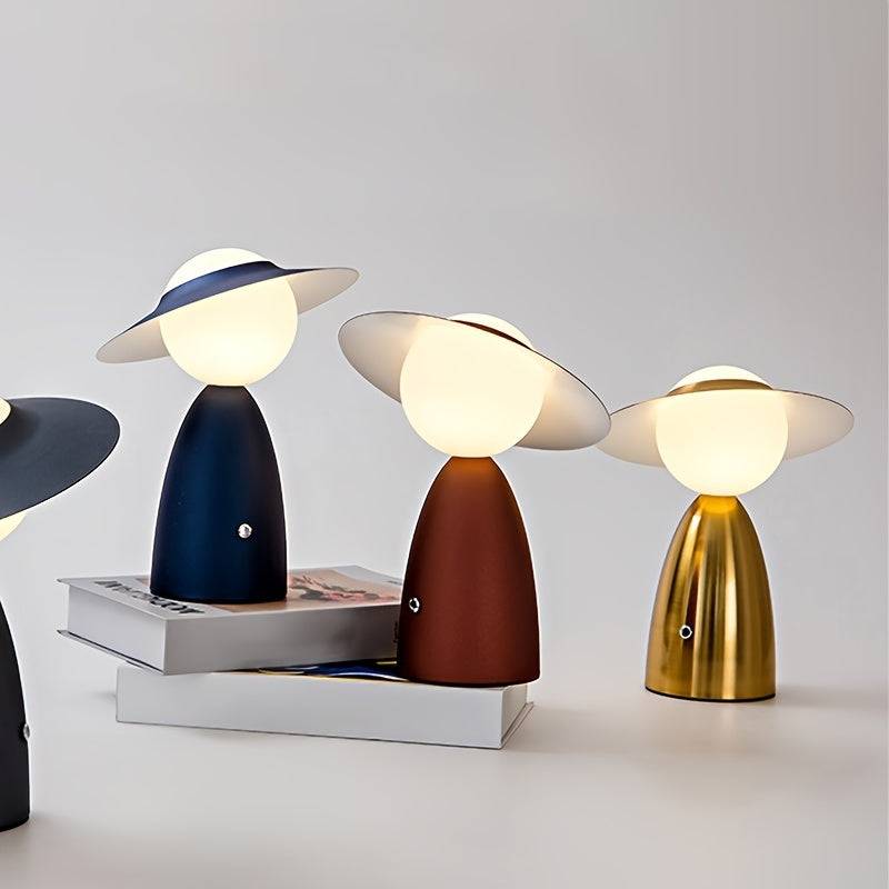 Bærbar, trådløs bordlampe med kontaktladning