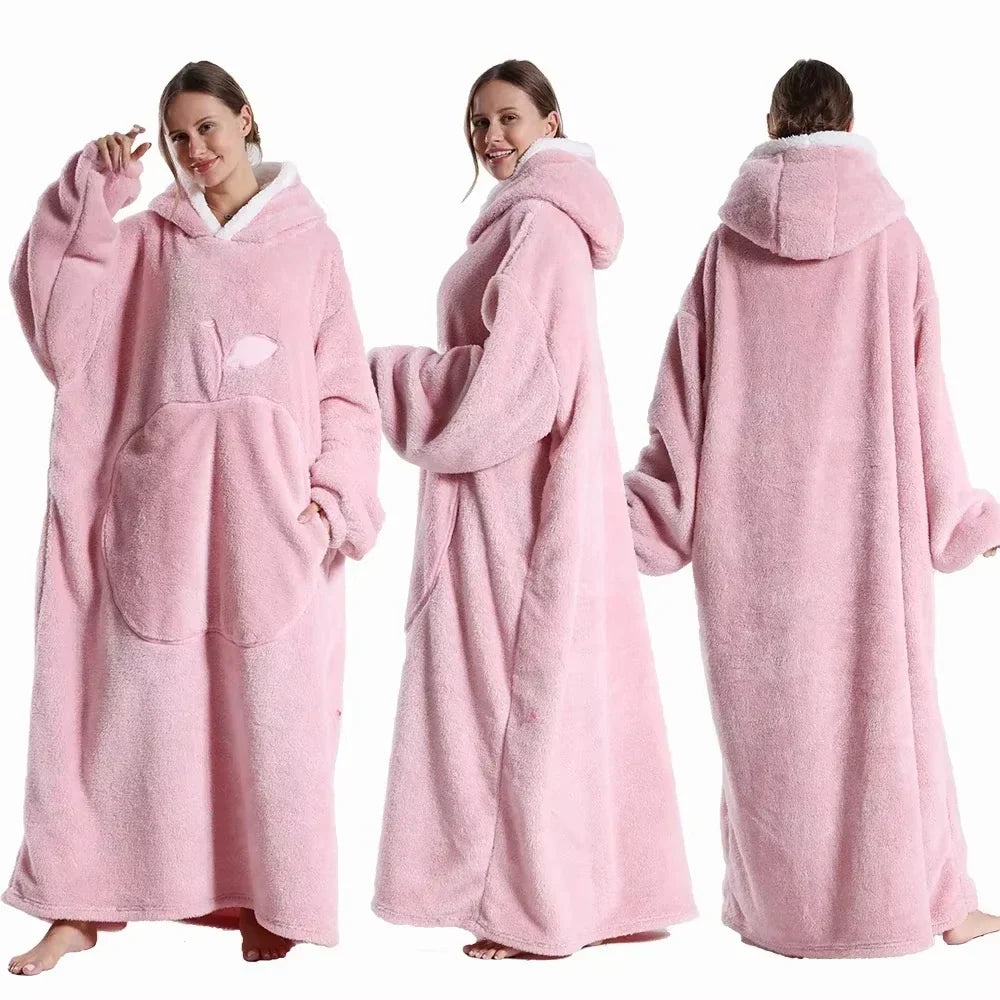 Blødt, oversized tæppe med hætte i sherpa