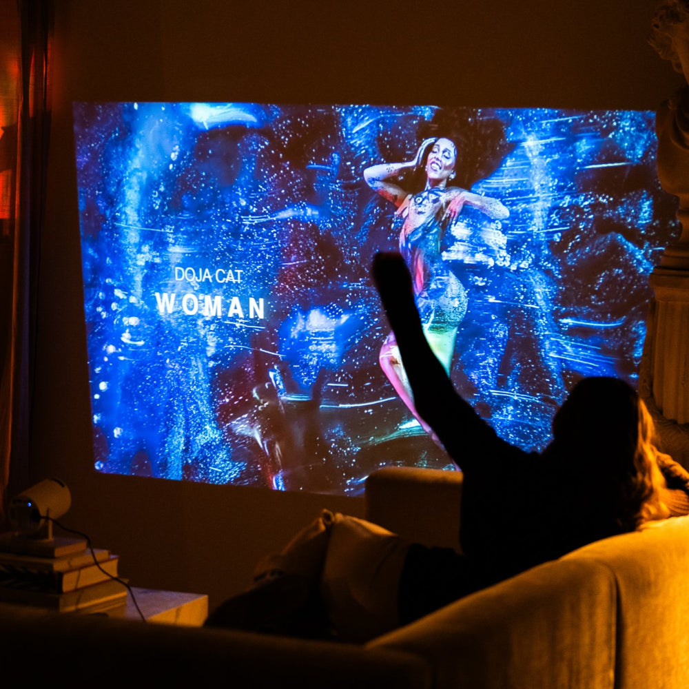 WiFi og Bluetooth visuel smart projektor