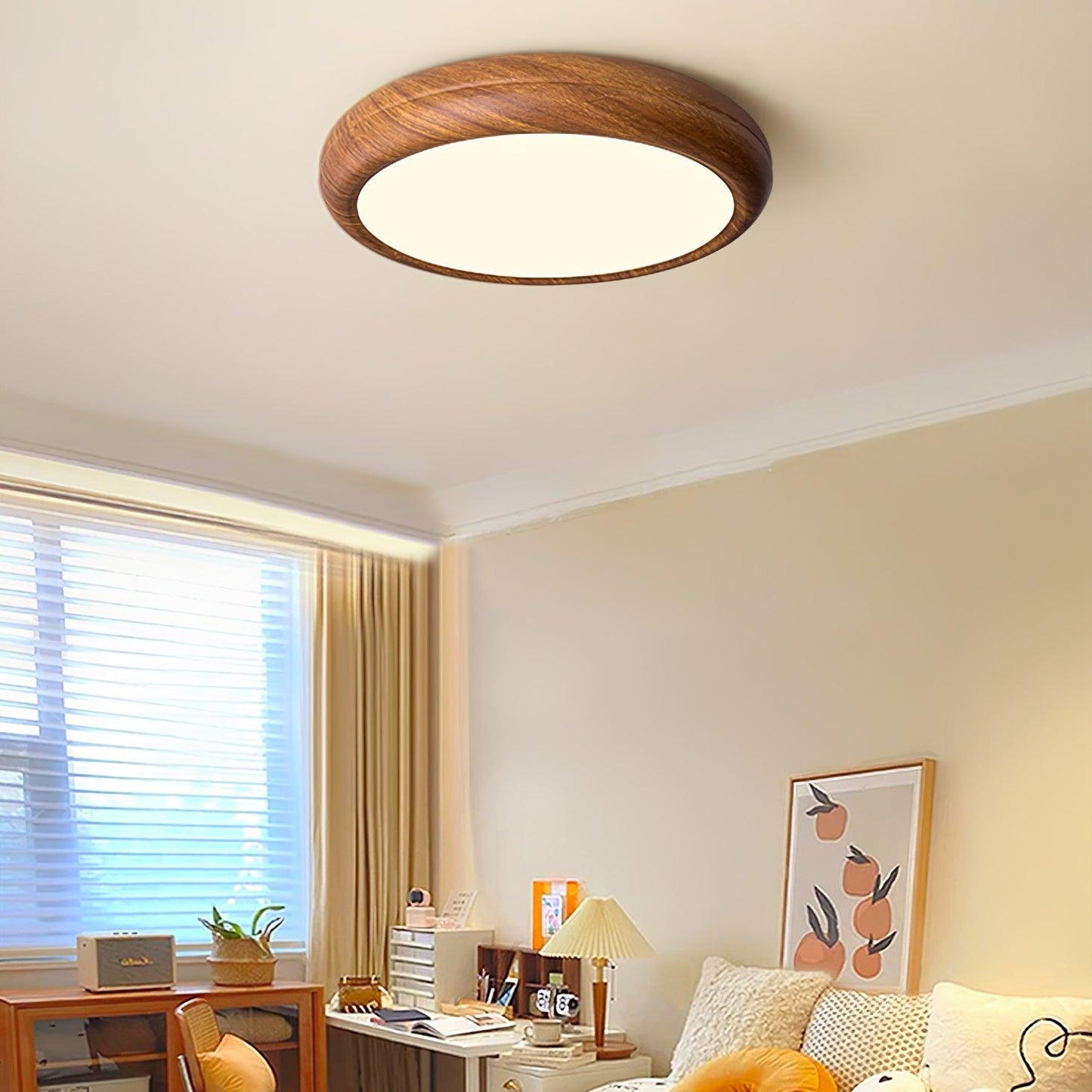 Nordisk loftlampe i træ