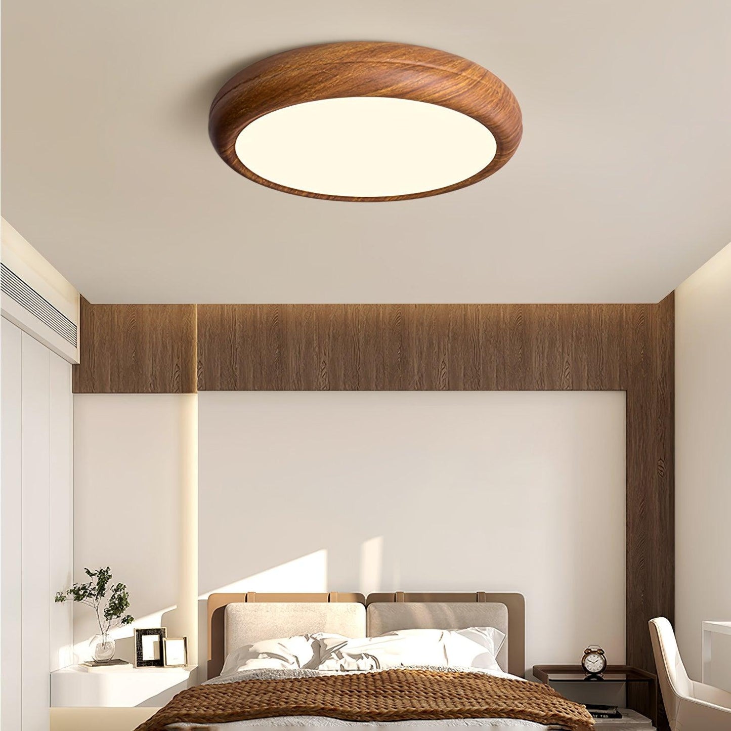 Nordisk loftlampe i træ