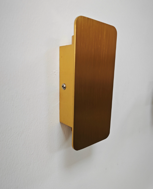 Minimalistisk LED-væglampe